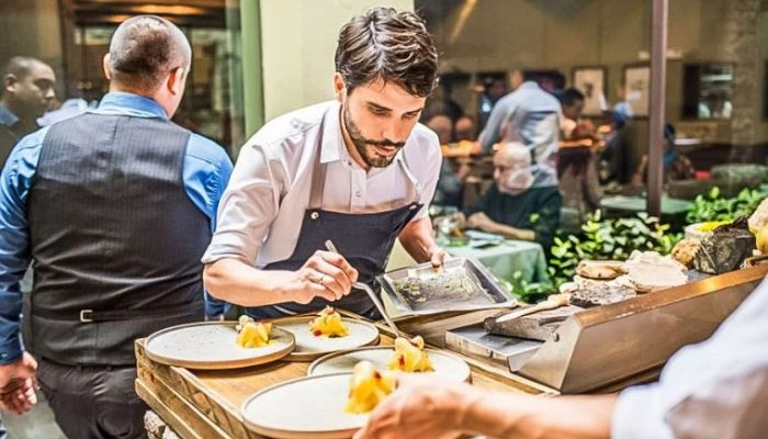 Cenas Privadas con Chefs de Renombre